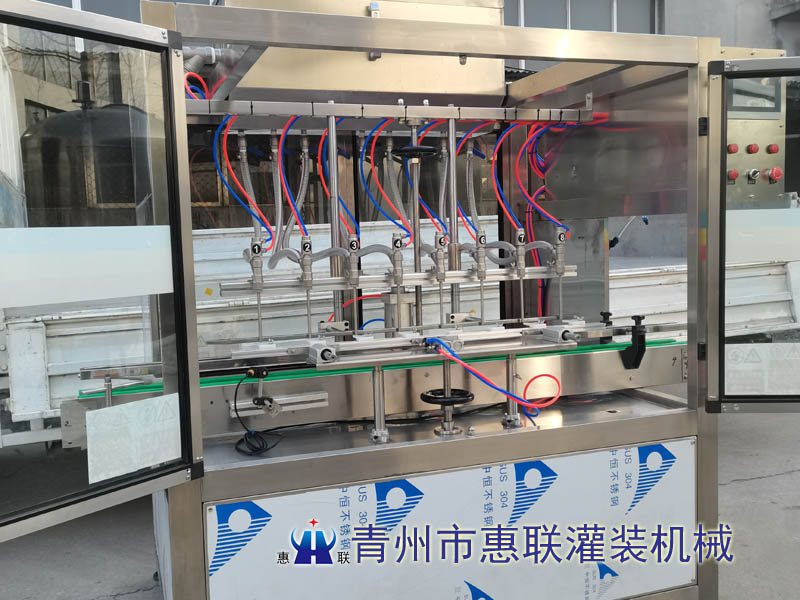 葡萄酒灌裝機(jī)